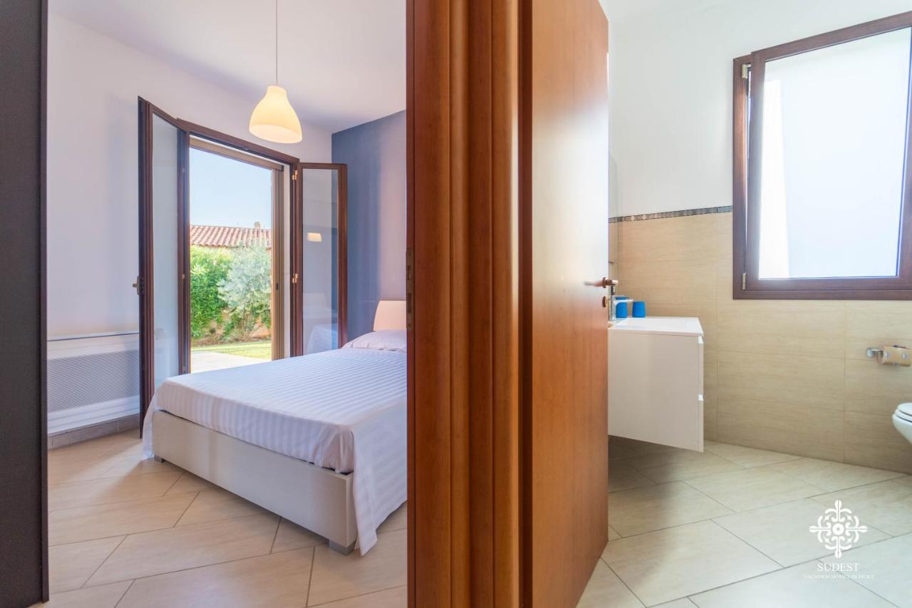 Villa Seaside - Beach Retreat With Jacuzzi Siraküza Dış mekan fotoğraf